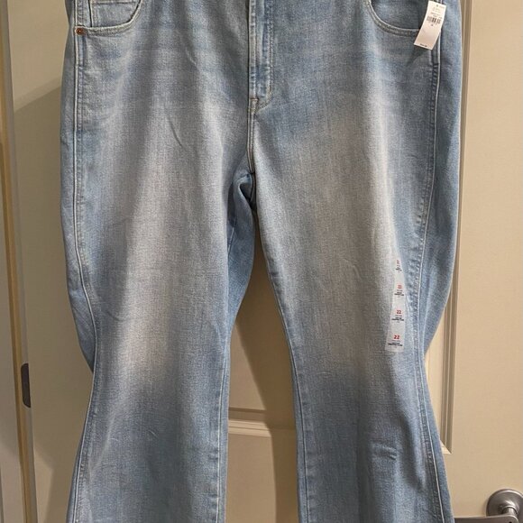 Old Navy Jeans Womens 22 Blue High Rise VTG CROPPED FLARE NWT Retail $44.99 - Picture 1 of 12